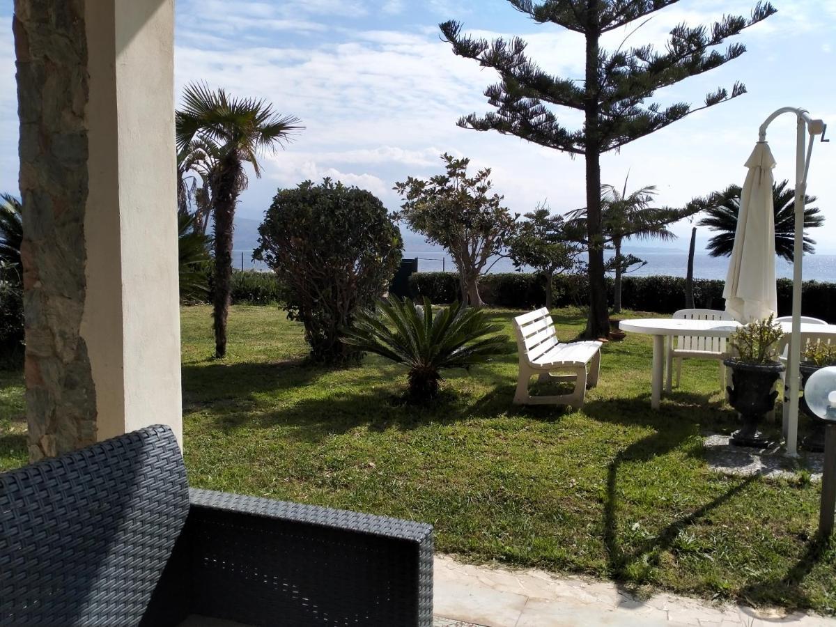 Villa Sullo Stretto Sant'Agata  Bagian luar foto