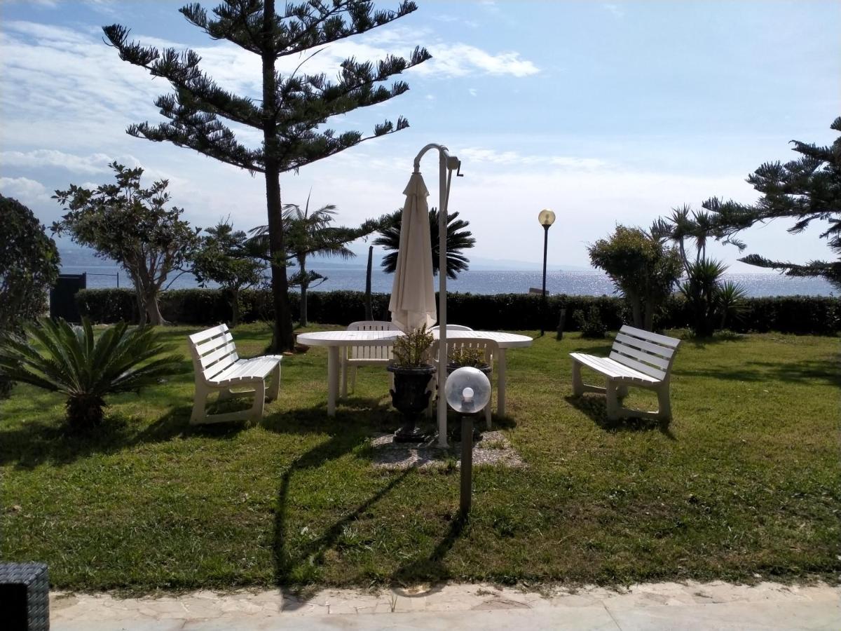 Villa Sullo Stretto Sant'Agata  Bagian luar foto